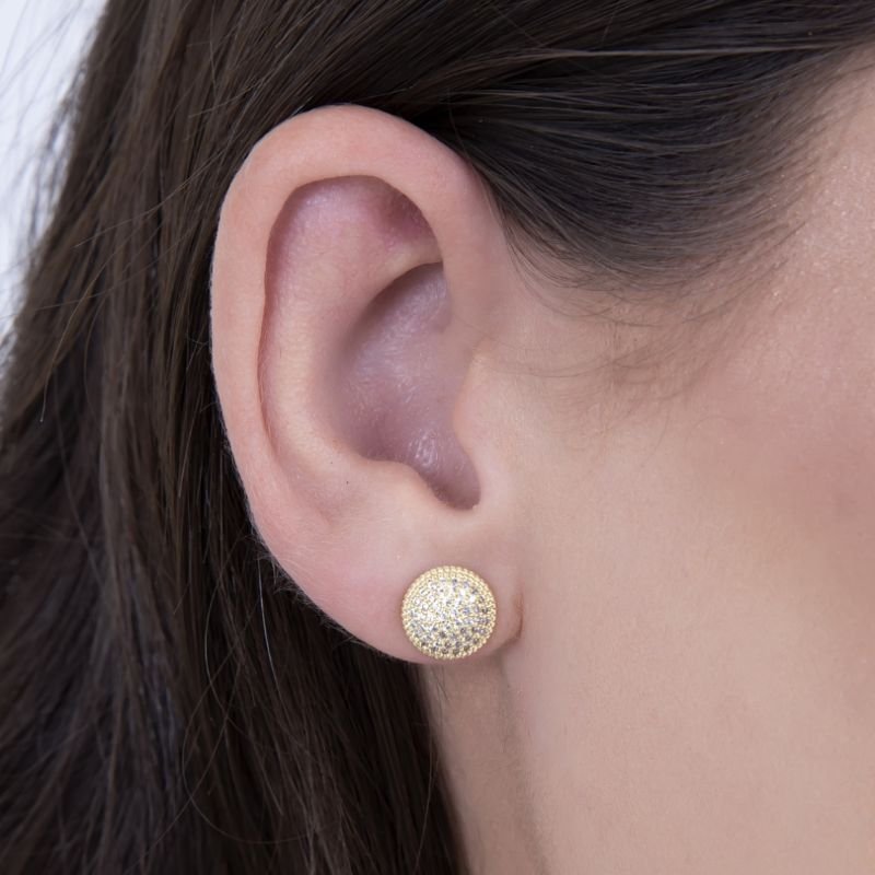 BRINCO REDONDO CRAVEJADO COM MICRO ZIRCÔNIAS BANHADO EM OURO