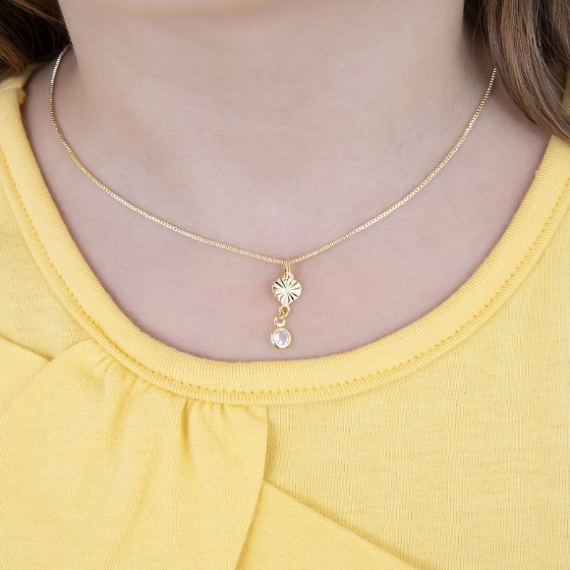 COLAR INFANTIL CORAÇÃO DIAMANTADO COM PEDRA EM ZIRCÔNIA BANHADO A OURO
