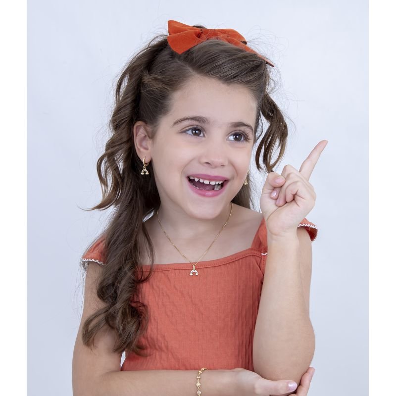 BRINCO INFANTIL ARGOLINHA ARCO-ÍRIS COLORIDO CRAVEJADO BANHADO EM OURO