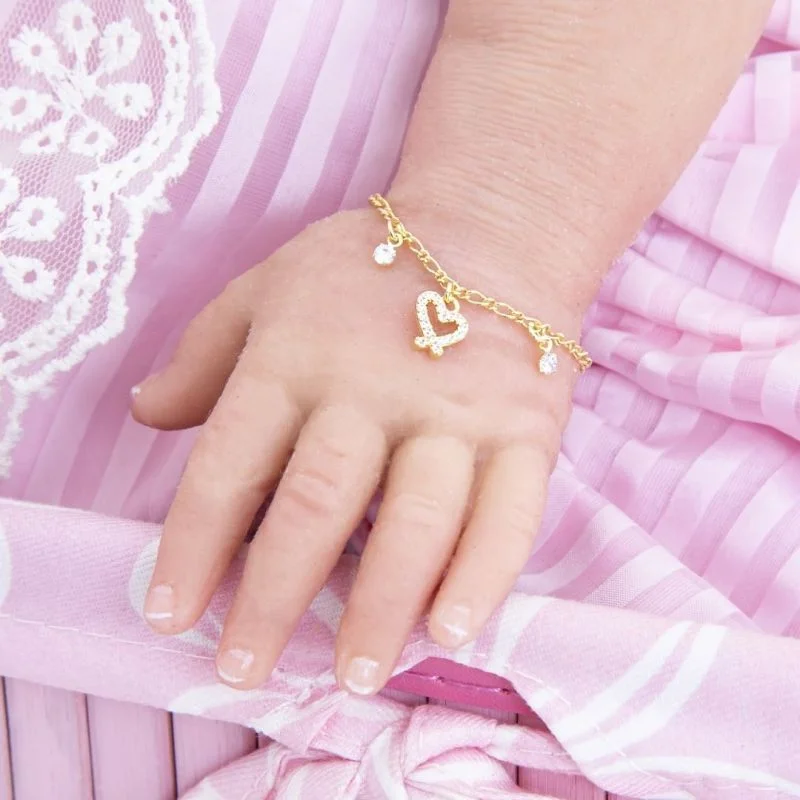 PULSEIRA BEBÊ CORAÇÃO CRAVEJADO BANHADO EM OURO