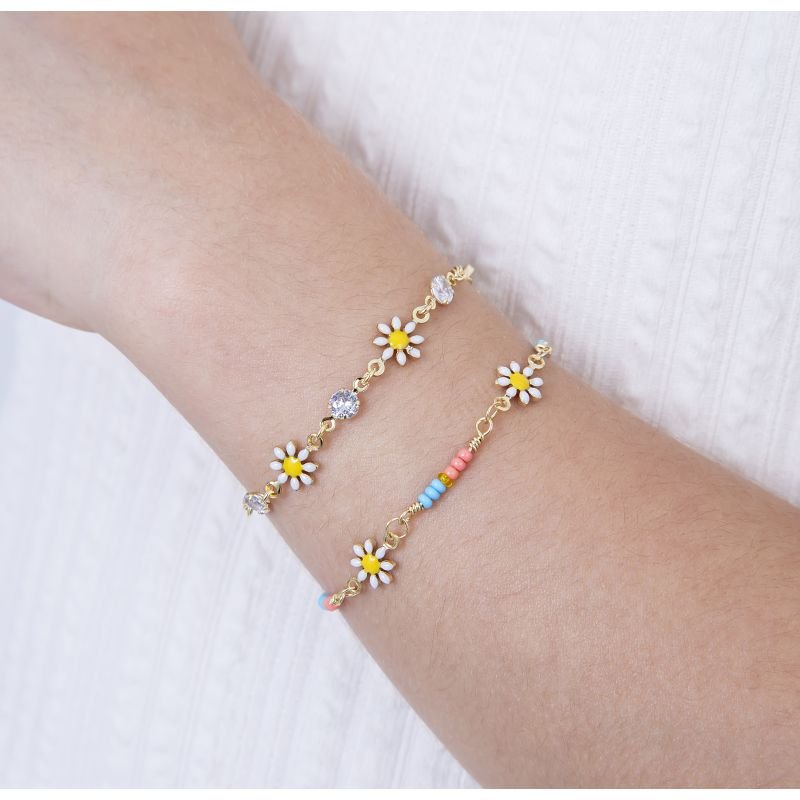 PULSEIRA INFANTIL MARGARIDA COM ZIRCÔNIAS CRAVEJADA BANHADO EM OURO